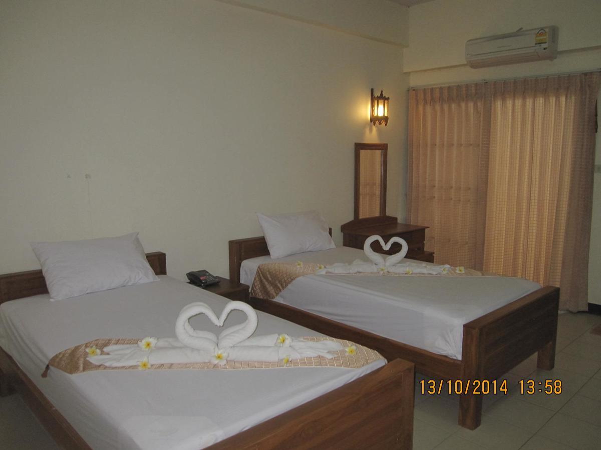 Veerasuda Condotel Ratchaburi Exteriör bild